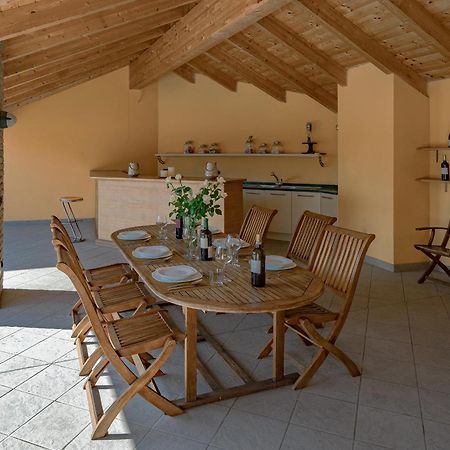 Villa La Martina Canelli Buitenkant foto